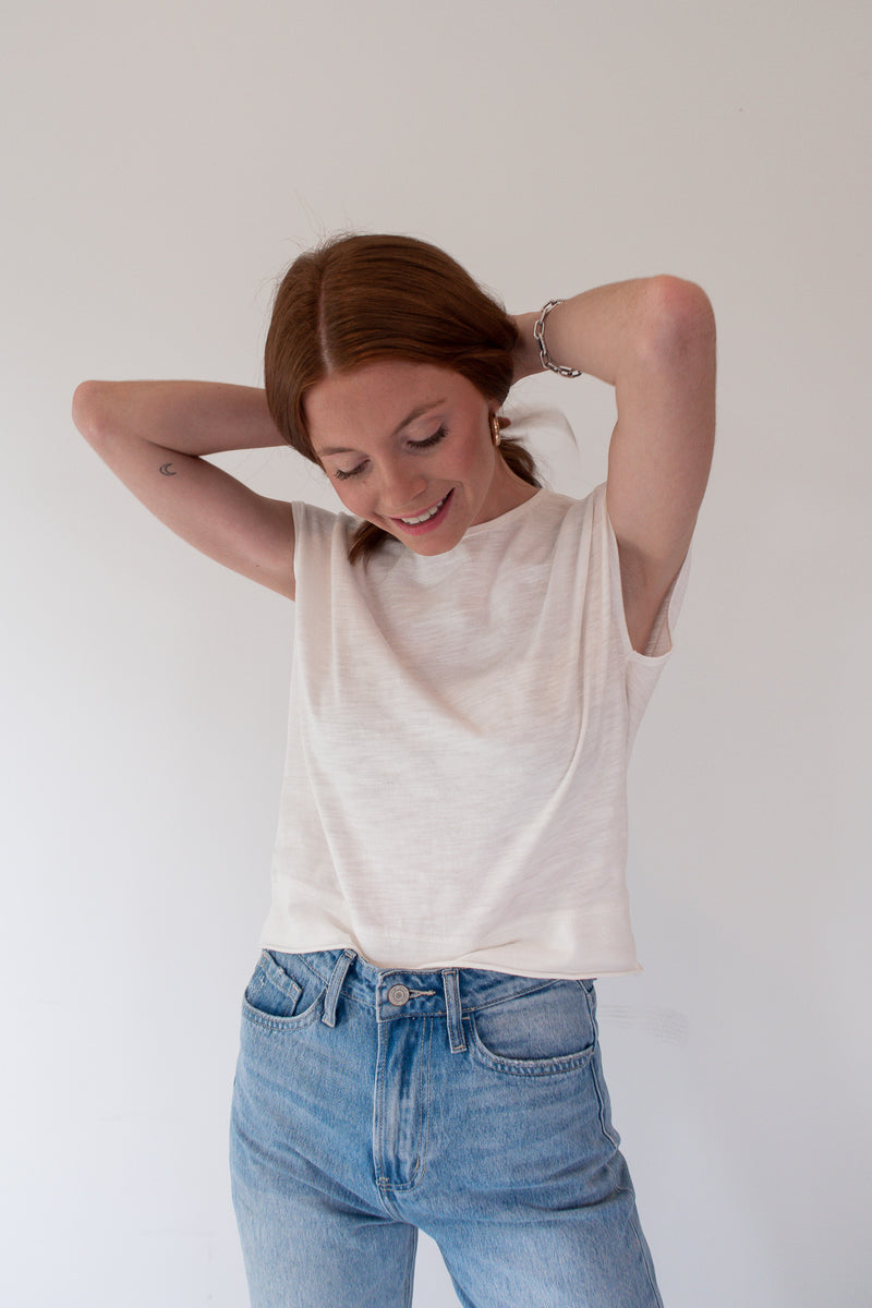 Noa Basic Cut Off Tee - White